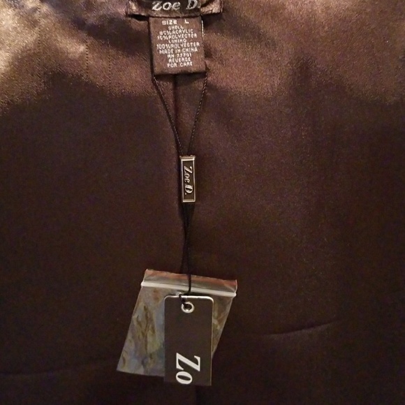 Short Jacket - Picture 5 of 7